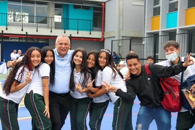 2022, el año de la infraestructura educativa en Armenia gracias al compromiso del alcalde José Manuel Ríos Morales