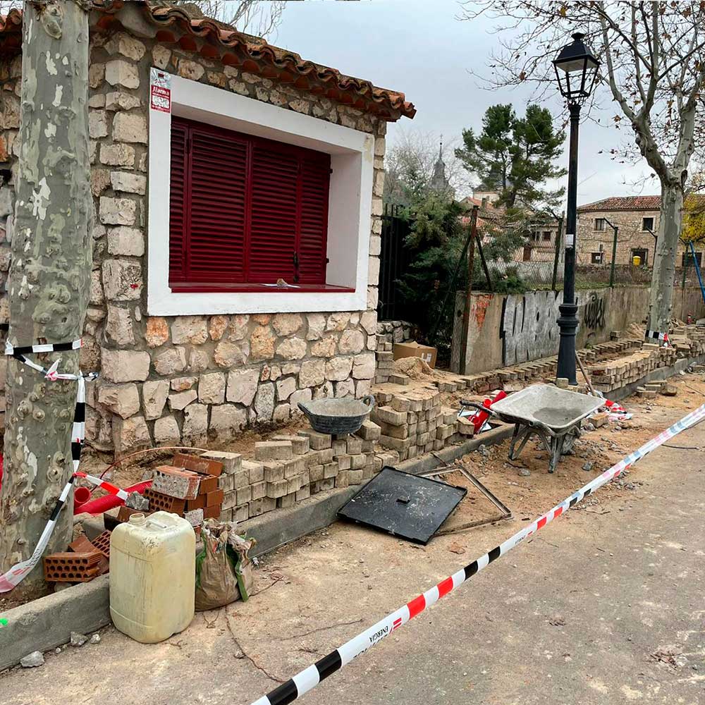 Comienzan las obras de las 4 plazas para recarga de coches eléctricos