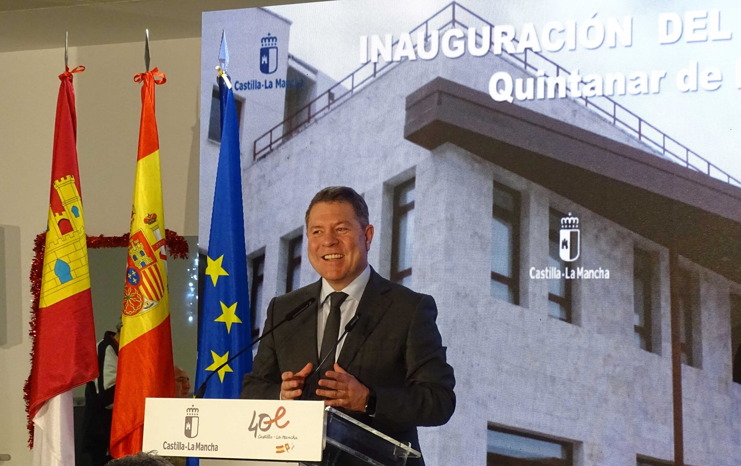 El presidente de Castilla -La Mancha, Emiliano García-Page inaugura el Centro de Día de Quintanar