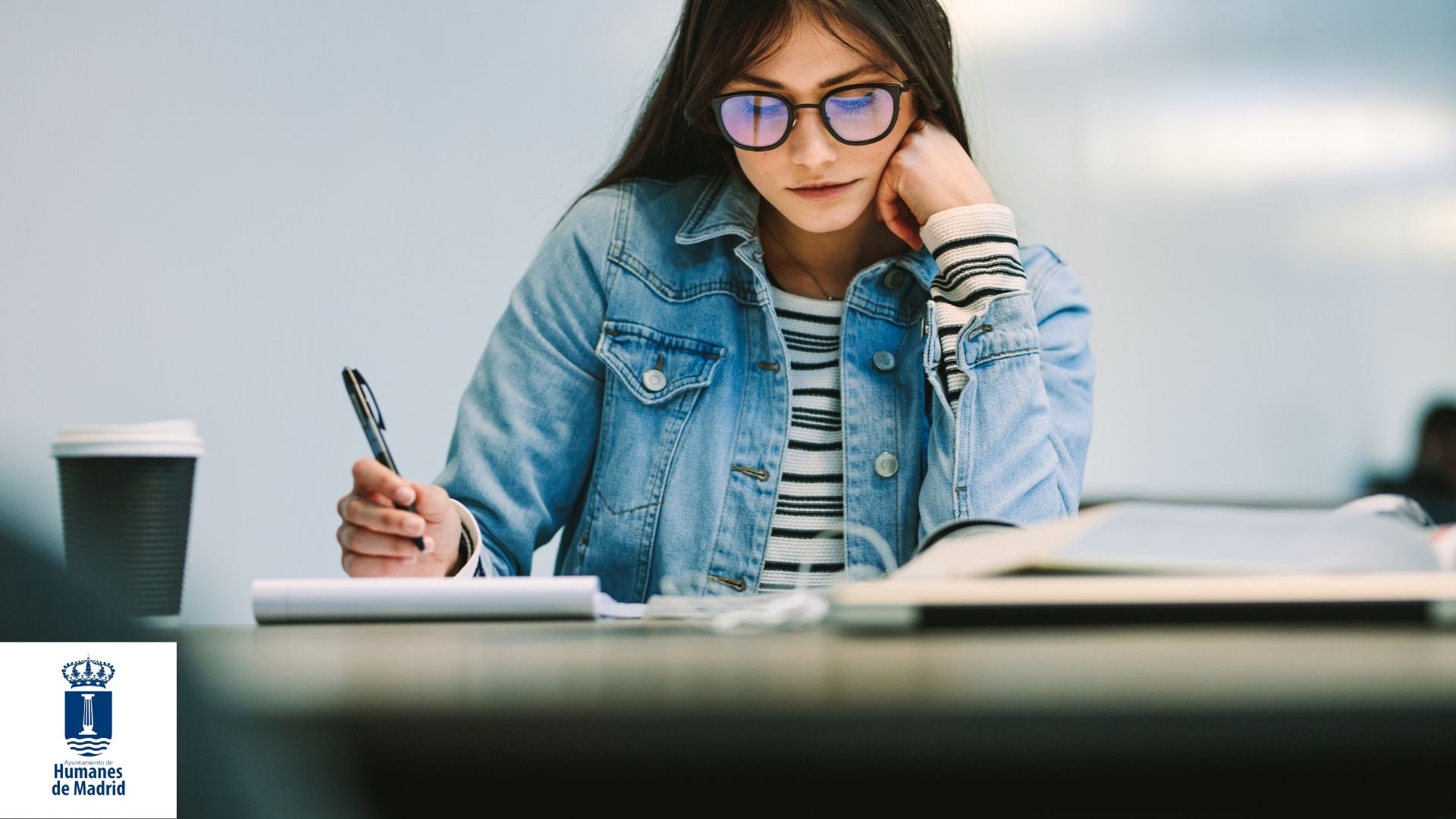 La Concejalía de Educación publica los listados definitivos de las becas escolares de Educación Infantil, Primaria, Secundaria, EBO, FPB y Bachillerato.