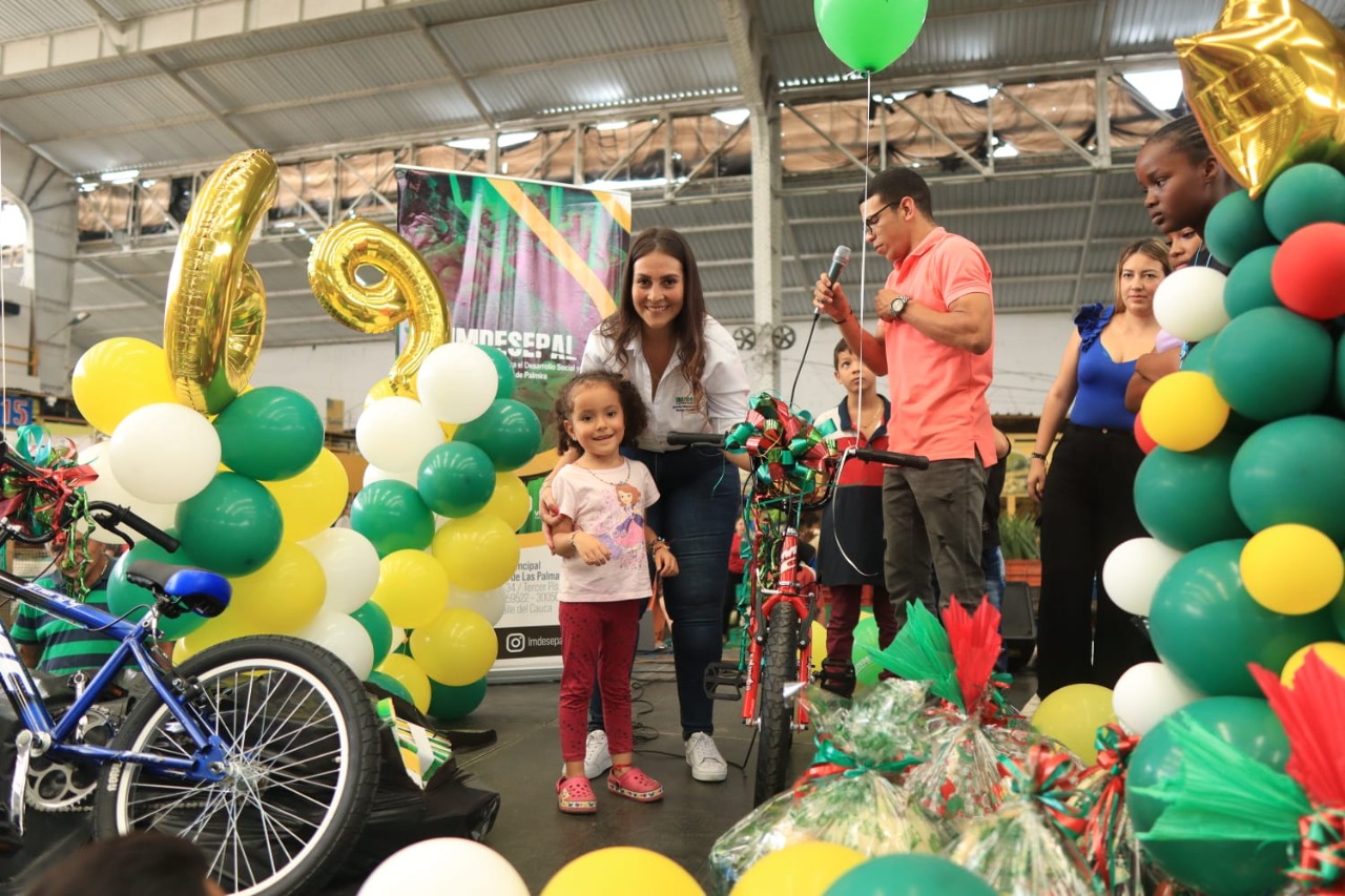 Palmira celebró los 69 años de su Galería Central