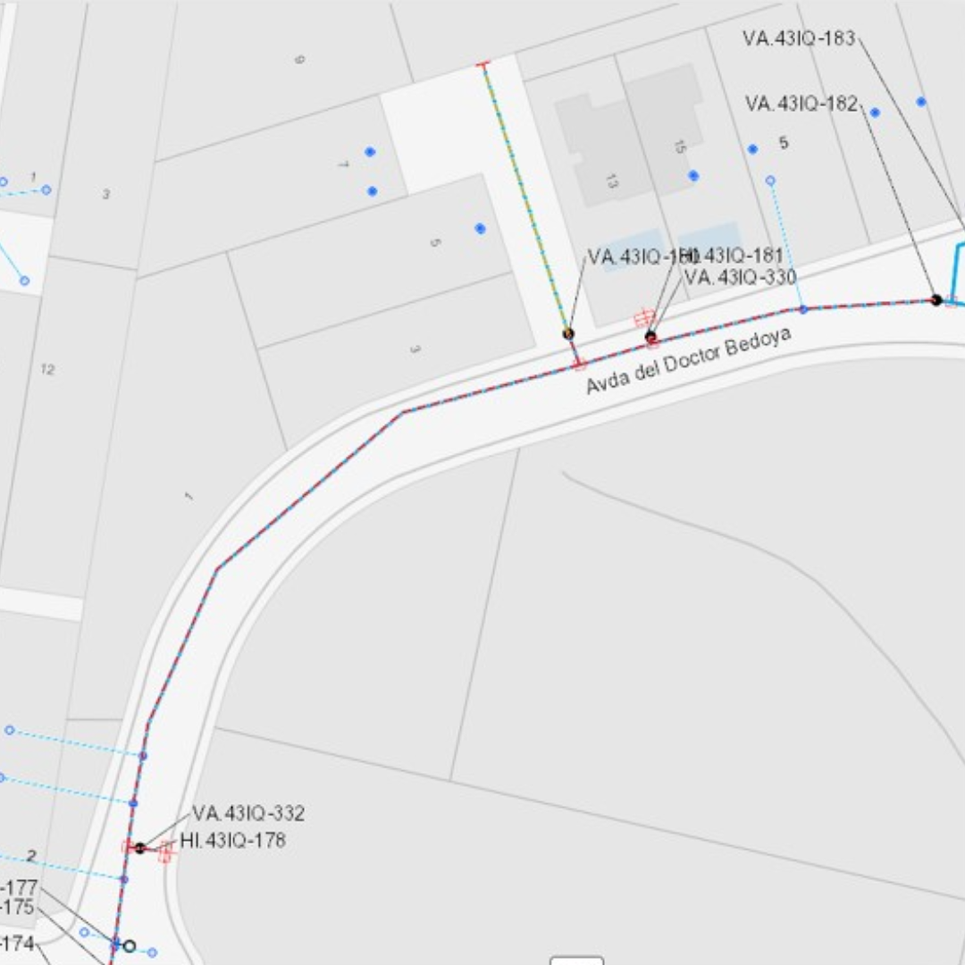 Corte en el suministro de agua en la avenida de la Avenida Doctor Bedoya