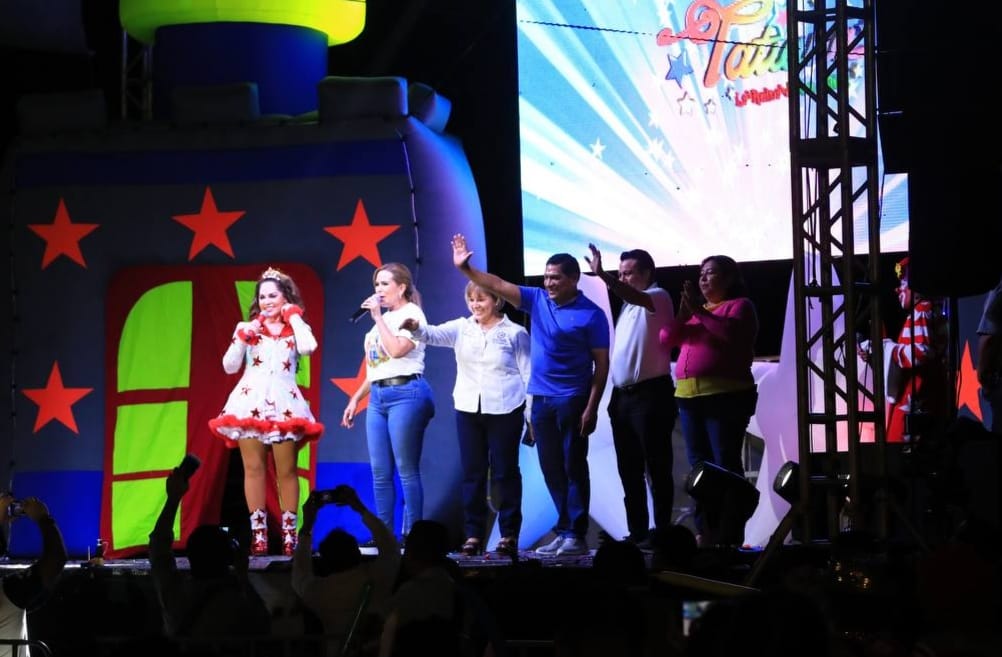 Celebran familias solidarenses, el día de Reyes con concierto de Tatiana – H. Ayuntamiento de Solidaridad