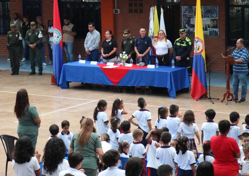 Instauramos el primer Frente de Seguridad Escolar en Palmira
