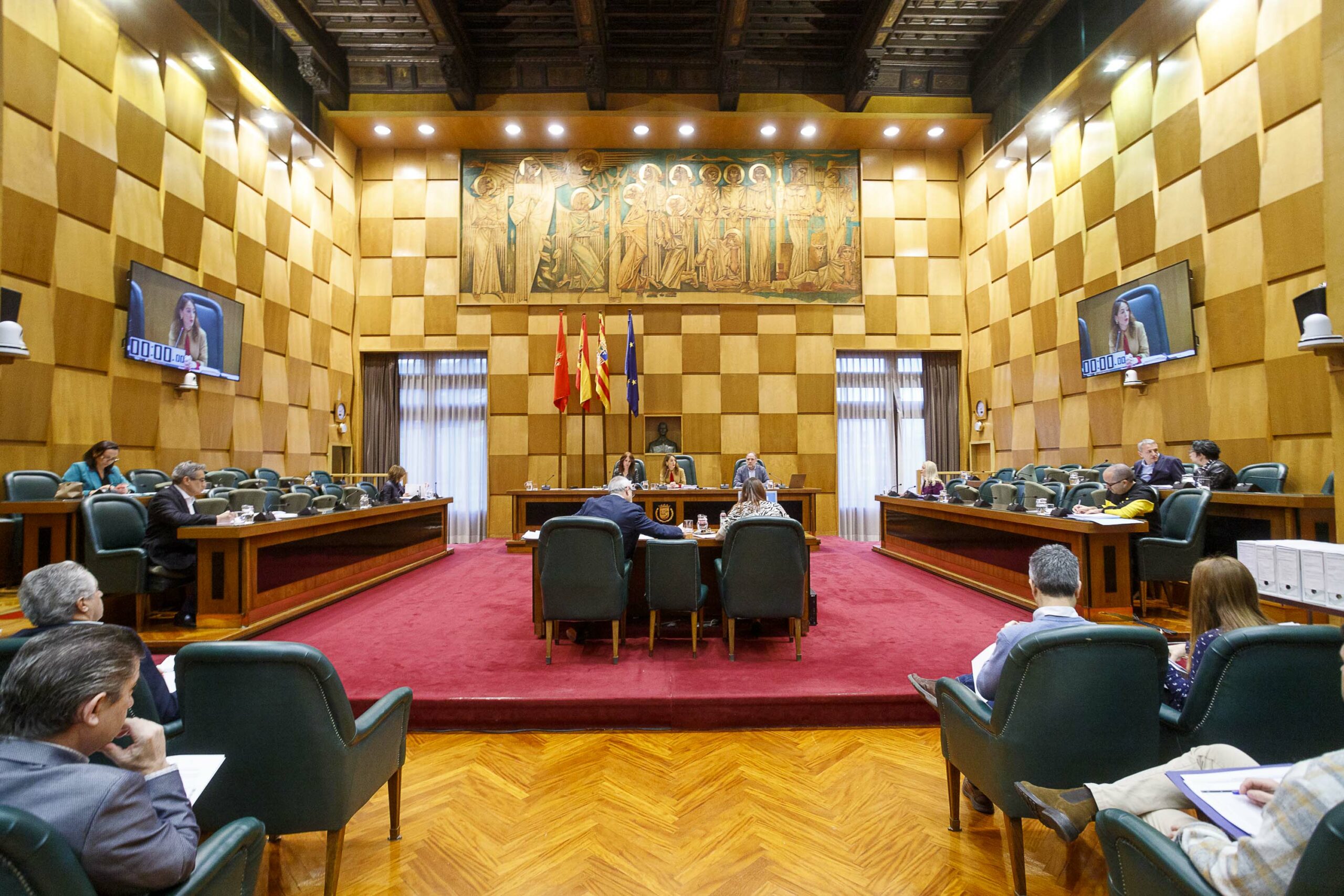 La Comisión de Hacienda da luz verde a un proyecto de Presupuesto de 895 millones que baja impuestos, incrementa el gasto social y mejora los servicios públicos. Noticia. Ayuntamiento de Zaragoza