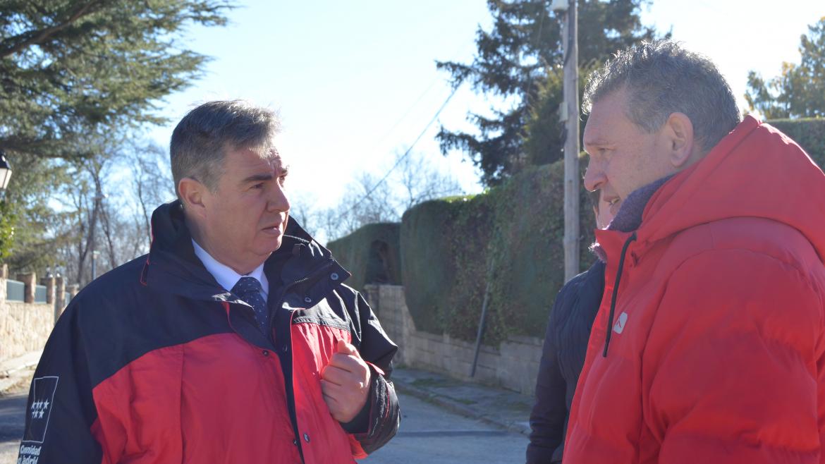 La Comunidad de Madrid instala 53 farolas con tecnología LED en seis calles de Becerril de la Sierra
