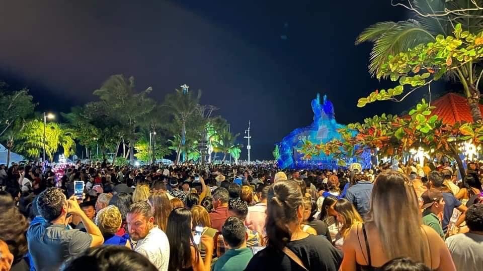 Lili Campos da la bienvenida al 2023 en compañía de miles de solidarenses y turistas – H. Ayuntamiento de Solidaridad