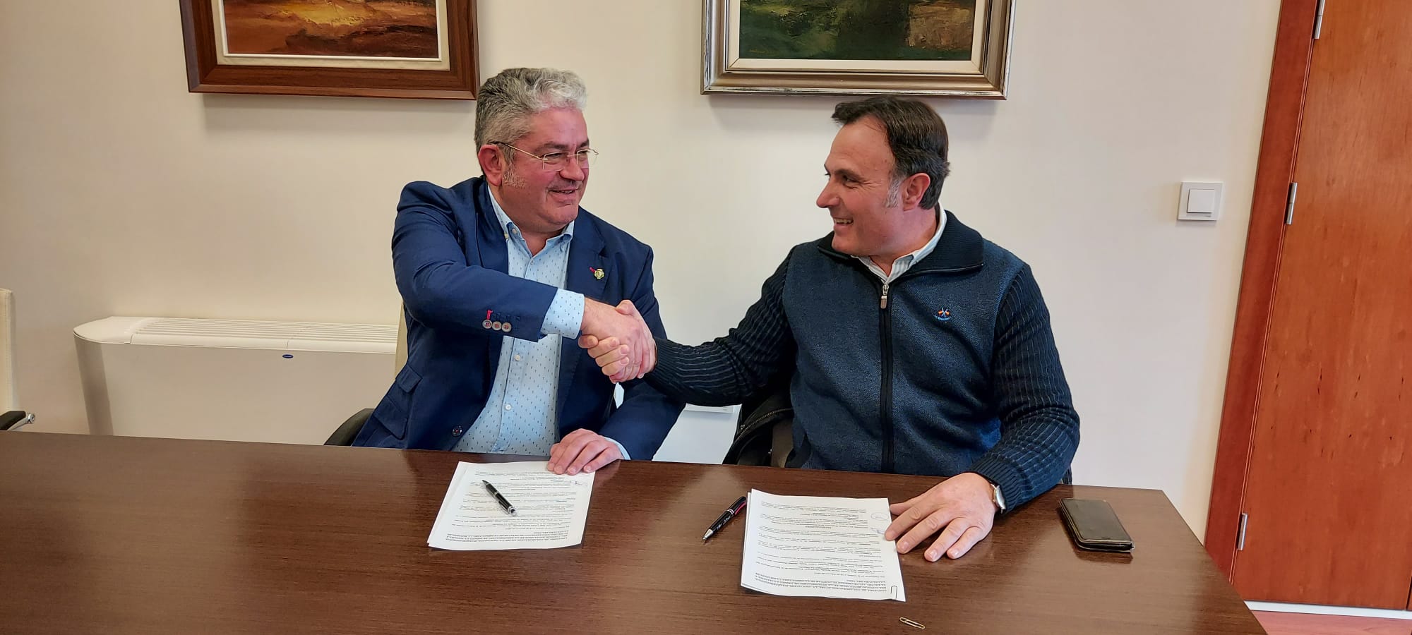 El Ayuntamiento de Quintanar firma un convenio de colaboración con la D.O La Mancha