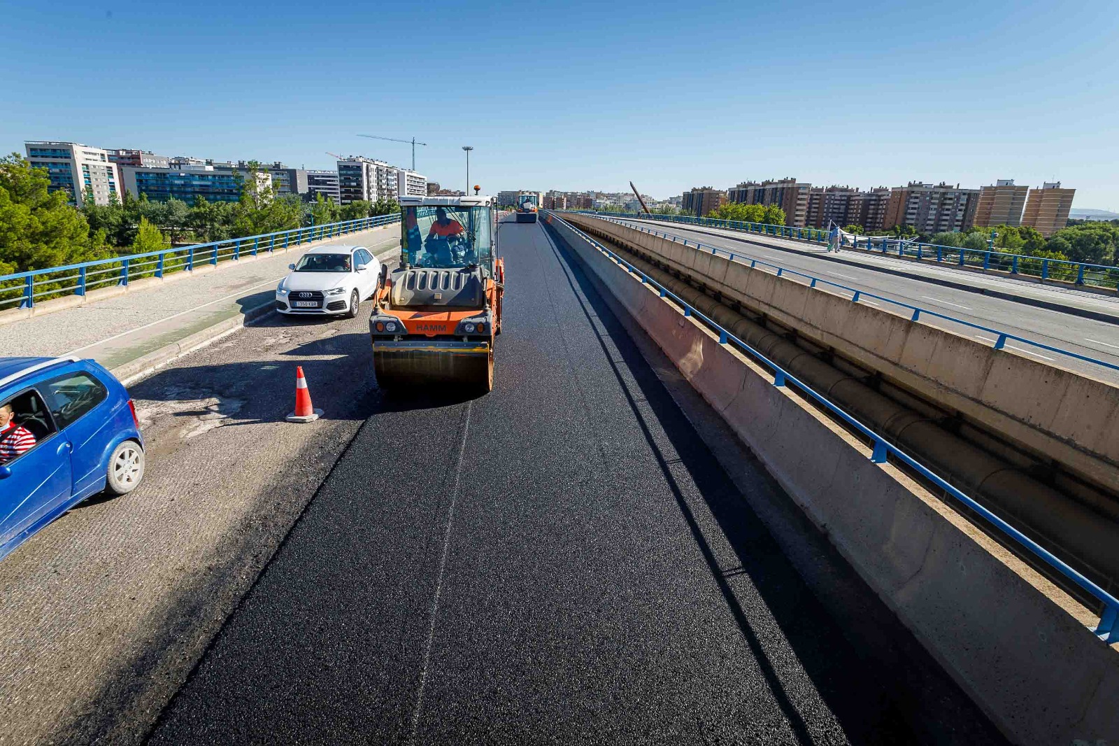 Infraestructuras pone en marcha un plan especial de asfaltado para mejorar medio centenar de calles. Noticia. Ayuntamiento de Zaragoza