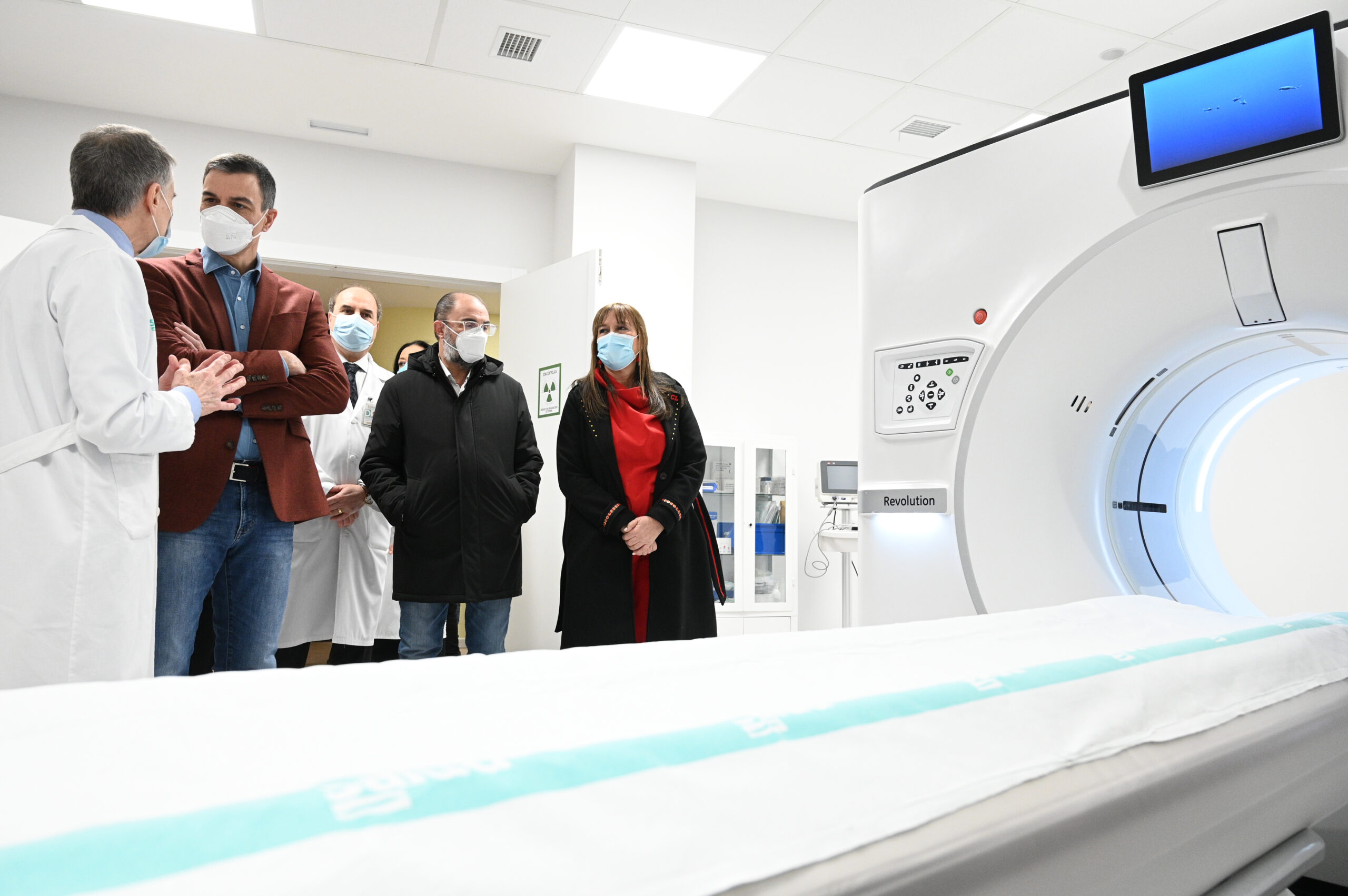 Pedro Sánchez reafirma el compromiso del Gobierno con una Sanidad Pública de calidad y destaca la inversión del Plan INVEAT en alta tecnología en el SNS