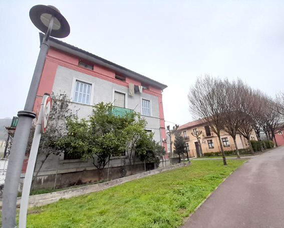 Compra de 2 edificios en Madariaga - Noticias