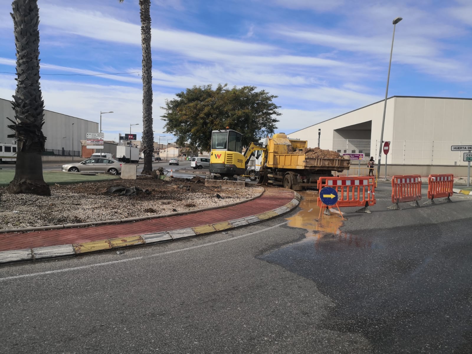 Cortado el acceso a Carretera de Molina desde la rotonda de Marvimundo por una avería