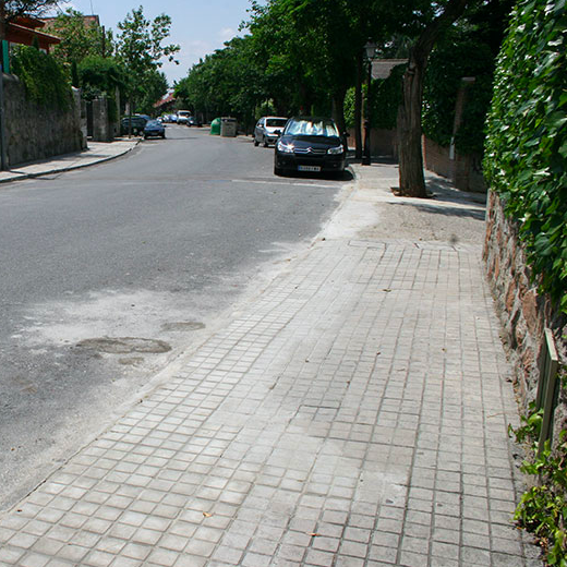 Corte tráfico tramo calle Javier García de Leaniz próximo a calle Jesusa Lara