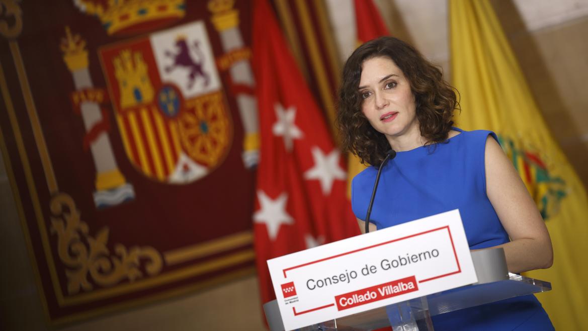 Díaz Ayuso anuncia el estreno en Collado Villalba del servicio de visitas a domicilio a embarazadas y familias vulnerables