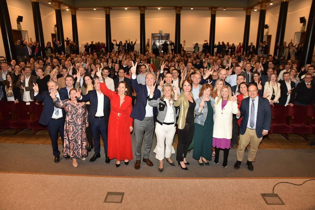 El Ayuntamiento de Zaragoza premia a los comercios más destacados en el uso del programa Volveremos. Noticia. Ayuntamiento de Zaragoza