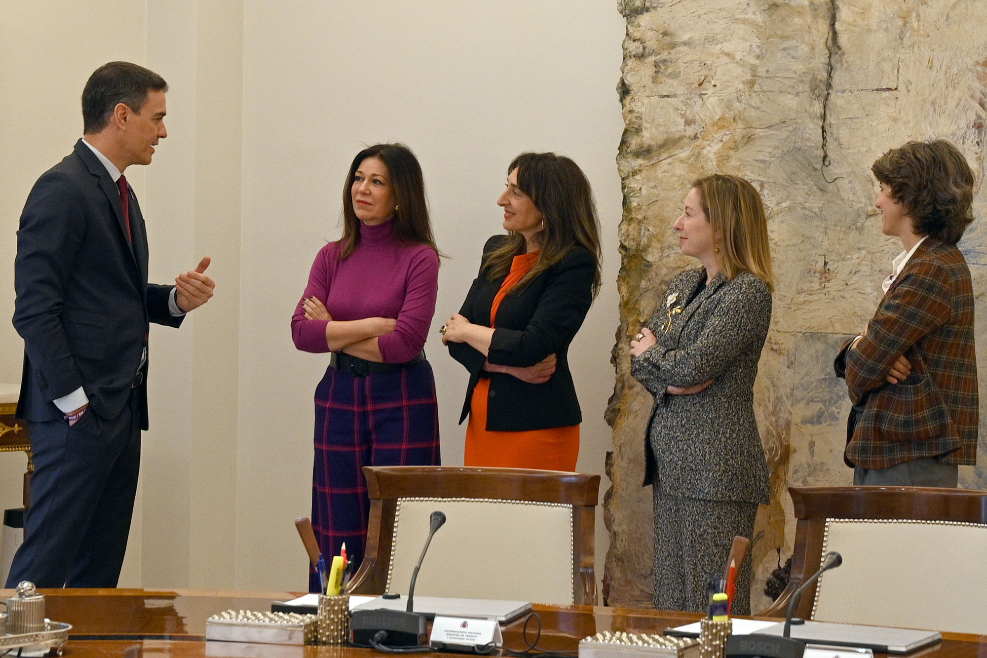 La Moncloa. 08/03/2023. Pedro Sánchez analiza con mujeres directivas los avances en derechos y políticas de igualdad [Presidente/Actividad]