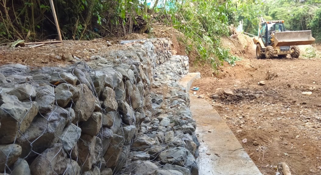 Construimos muros en gavión y reforzamos el puente provisional en Iracales para seguir mitigando riesgos en la zona -