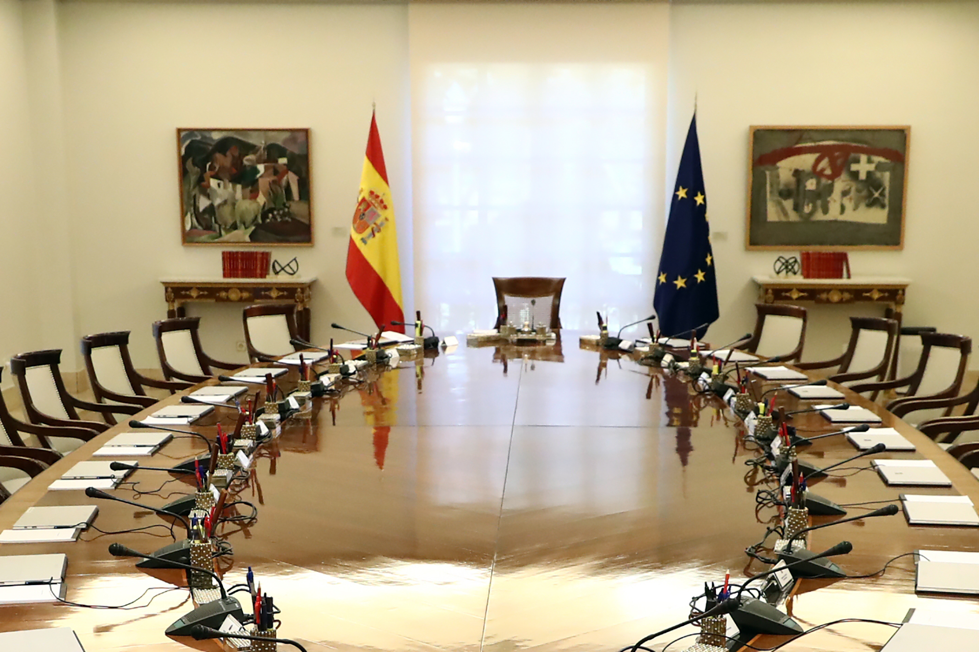 Nadia Calviño preside la reunión del Consejo de Ministros
