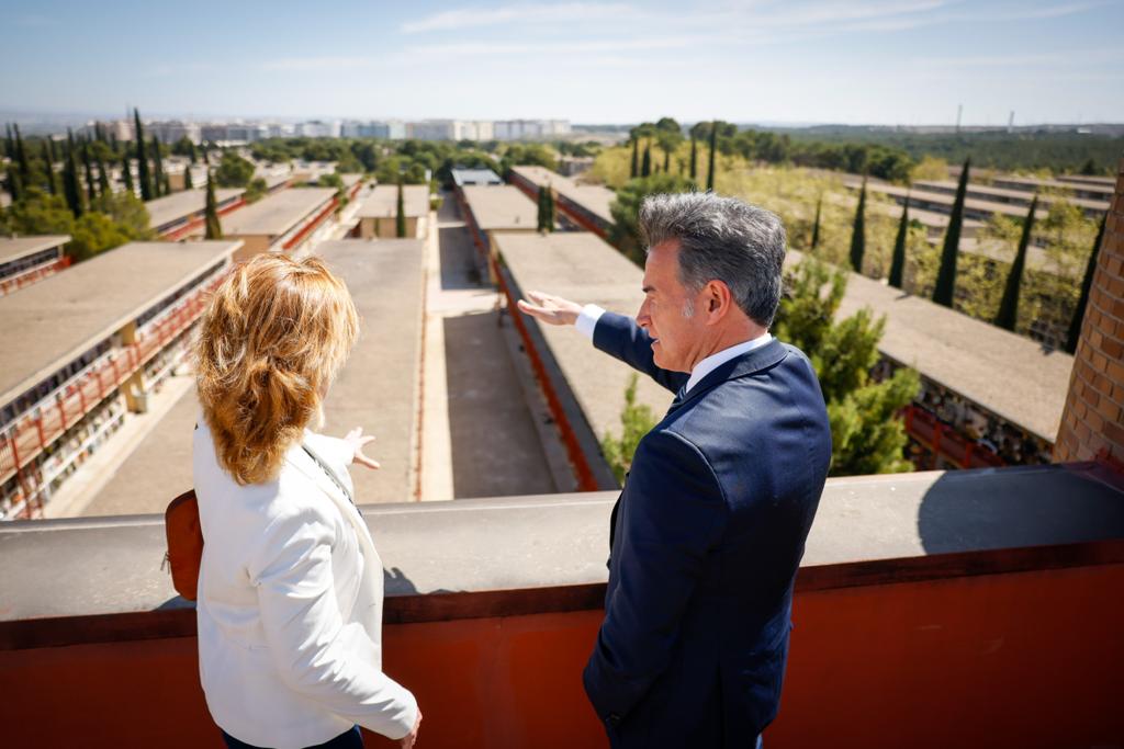 Urbanismo lanza los pliegos para generar una planta solar en las cubiertas del cementerio de Torrero y ofrecer autoconsumo a las instalaciones municipales. Noticia. Ayuntamiento de Zaragoza
