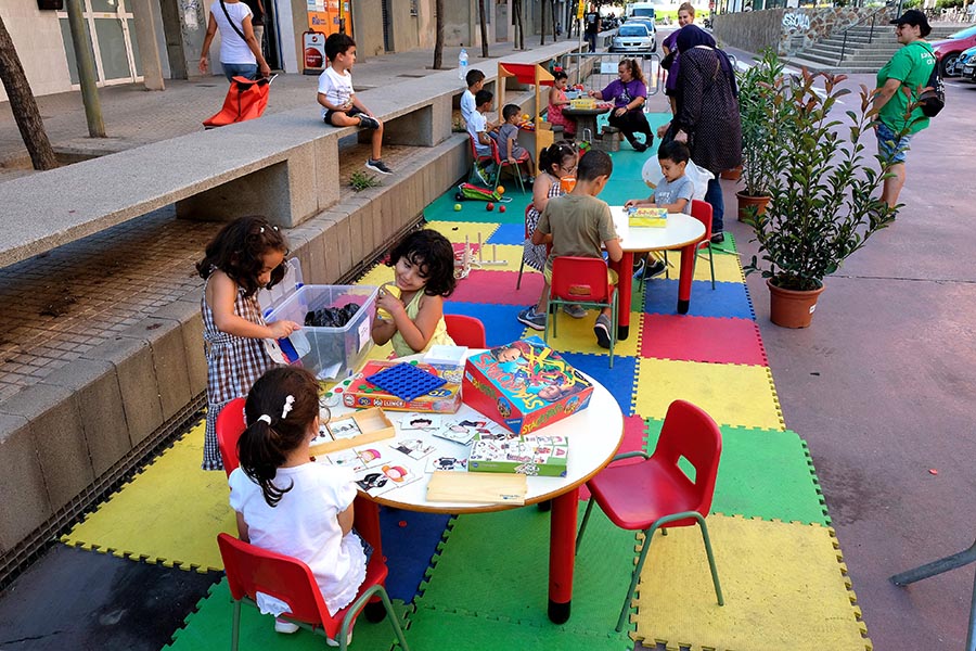 Actividades familiares el fin de semana en los "carrers sense cotxes