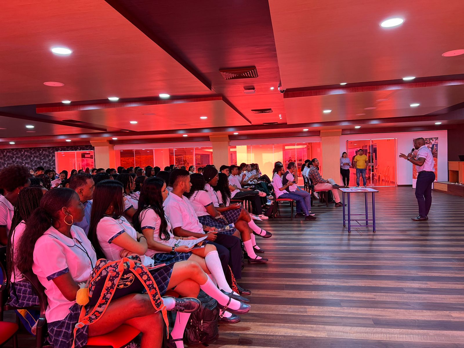 Con Foro de Etnoeducación, autoreconocimiento y oferta institucional inició la semana de la afropalmiranidad -