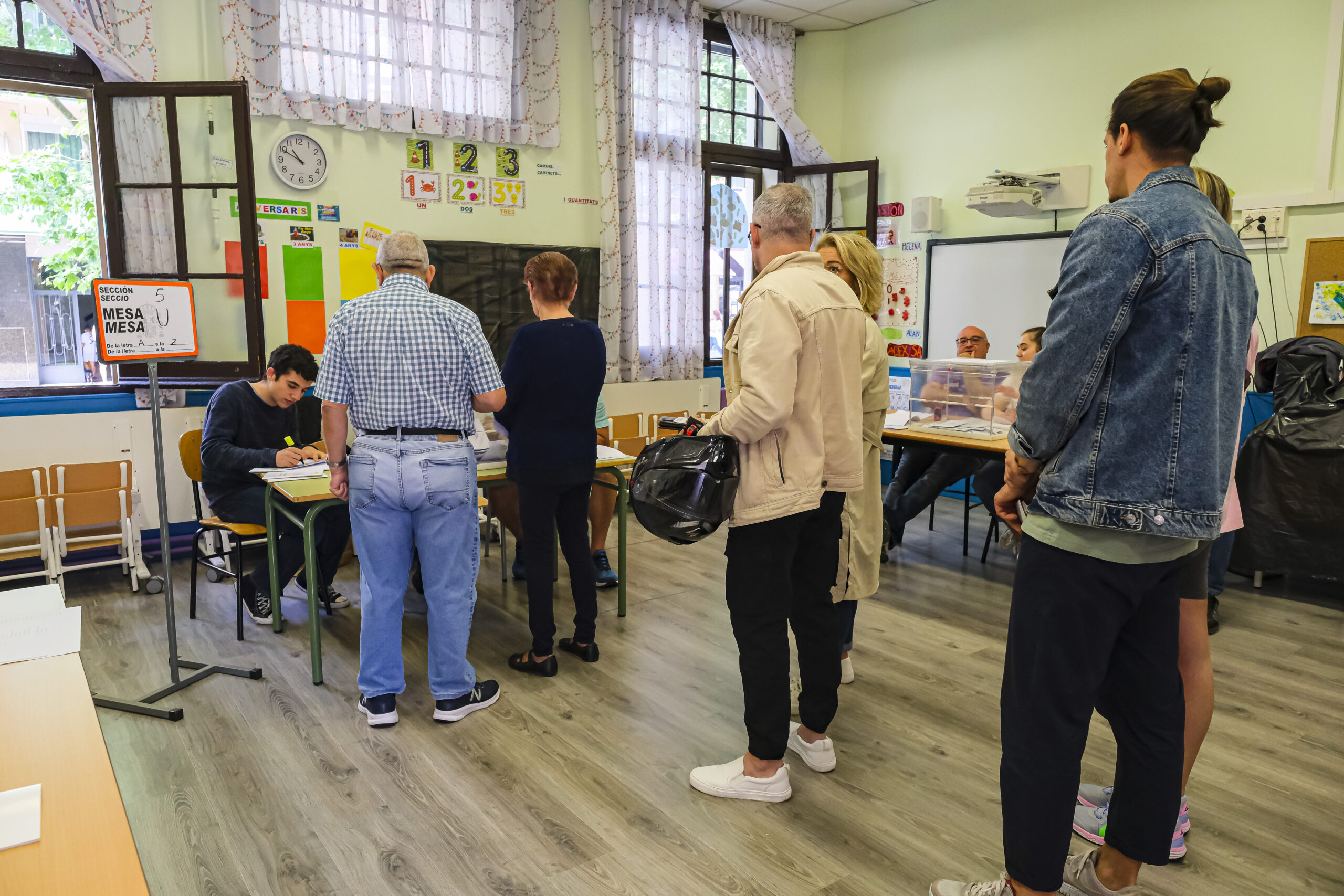 El PSC revalida la mayoría absoluta en Cornellà de Llobregat