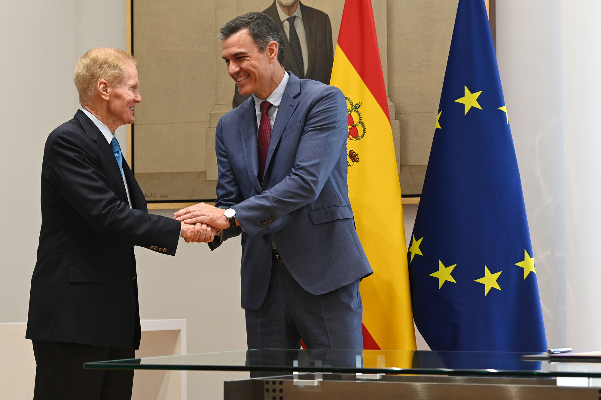 El presidente del Gobierno y el administrador de la NASA firman la adhesión de España al programa Artemis