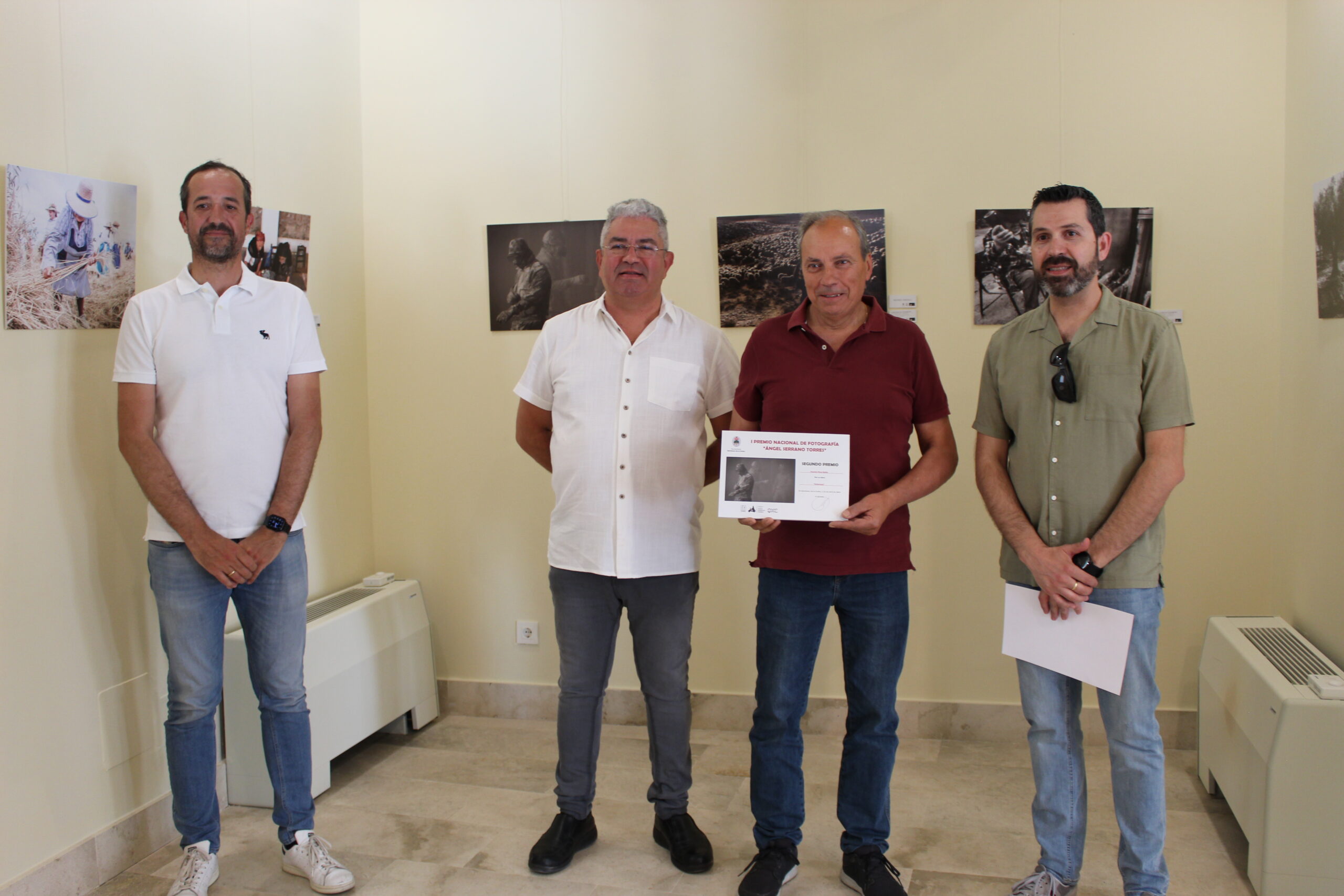 Inaugurada la exposición del I Concurso Nacional de Fotografía “Ángel Serrano Torres”
