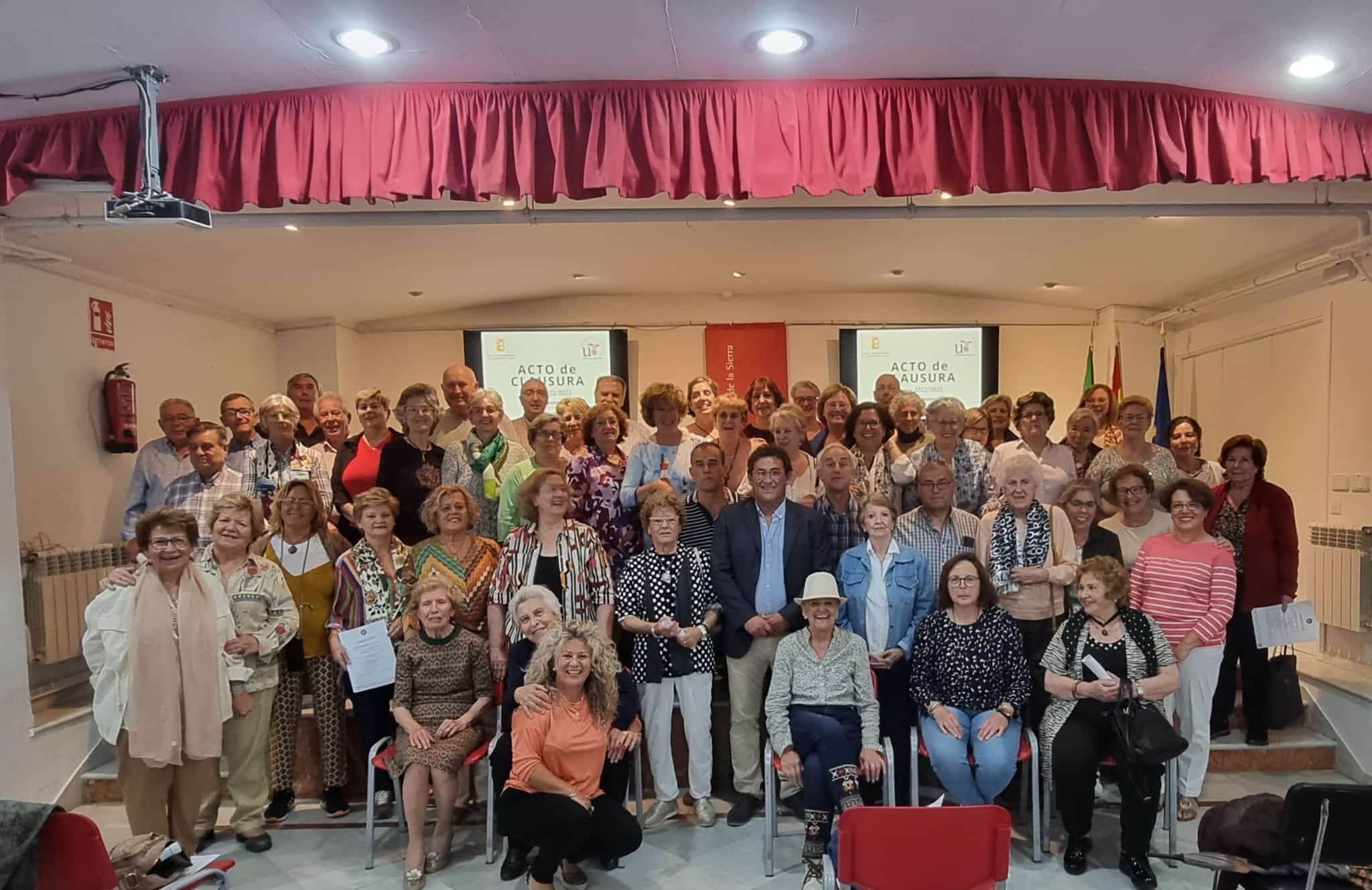 Celebrada la Clausura del Aula de la Experiencia 22/23. – Cazalla de la Sierra