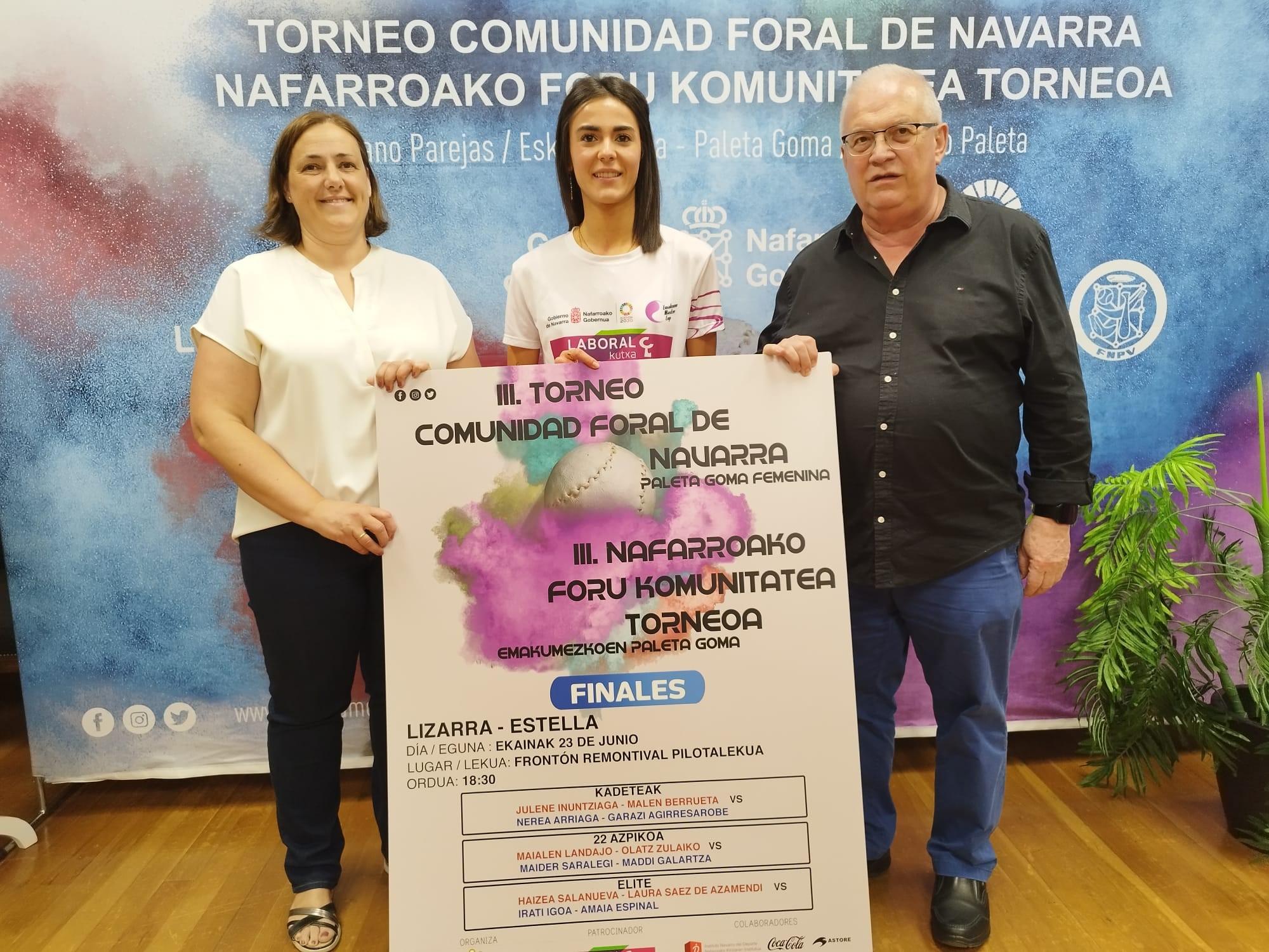 Derbi navarro-alavés en la final de elites del Torneo Comunidad Foral de Navarra de paleta goma femenina en Estella – Ayuntamiento Estella-Lizarra Udala