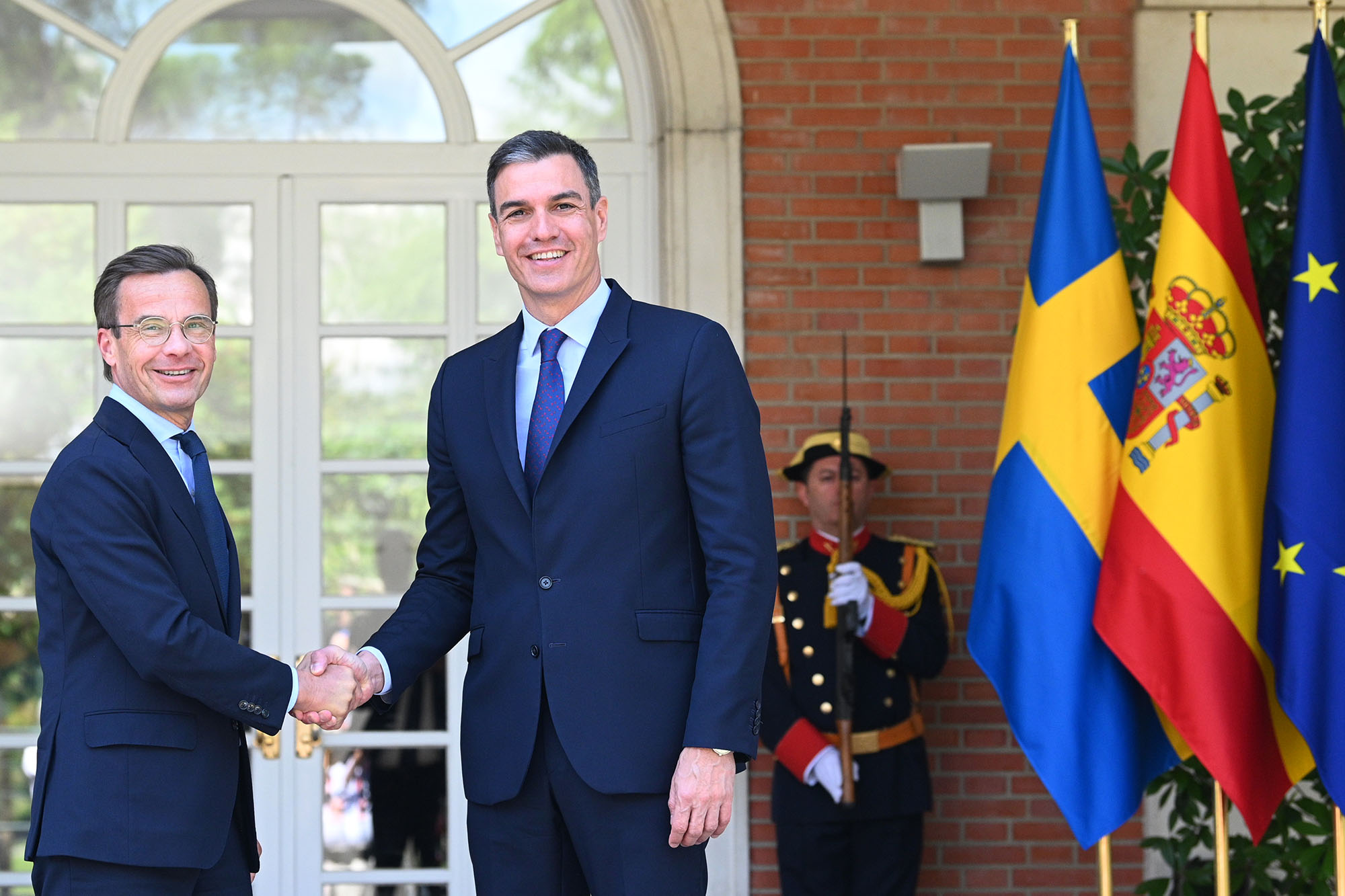 Pedro Sánchez aborda con el primer ministro sueco los asuntos que marcarán la agenda de la Presidencia española del Consejo de la UE
