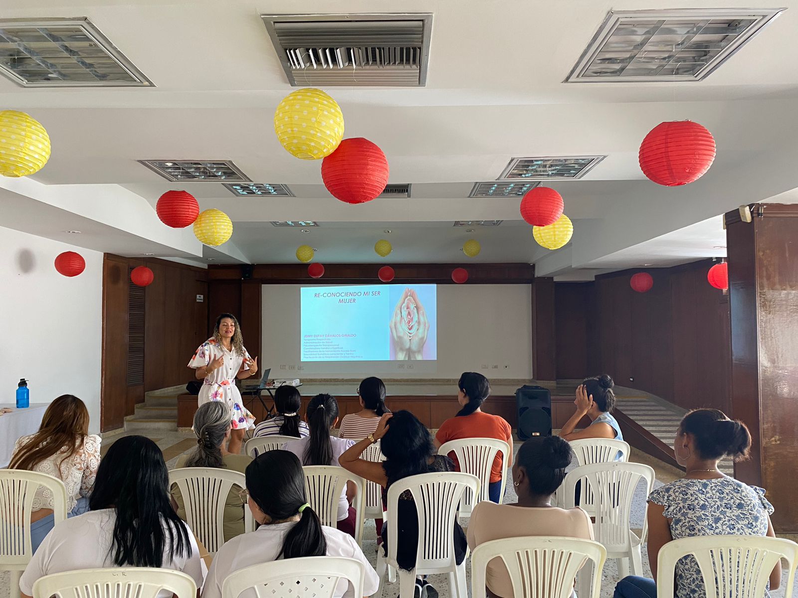 Conmemoramos el Día de la Salud de la Mujer en Palmira -