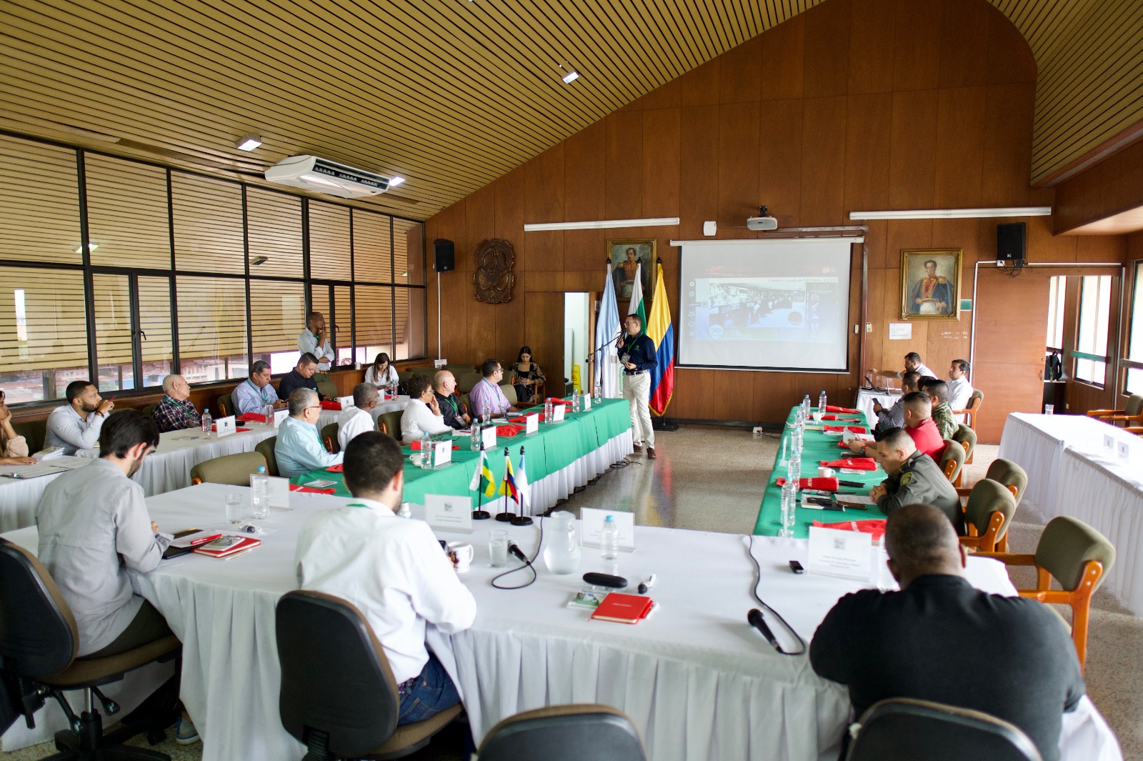 Desarrollamos con éxito el Primer Encuentro Regional de Secretarios de Gobierno y Seguridad Ciudadana en Palmira -