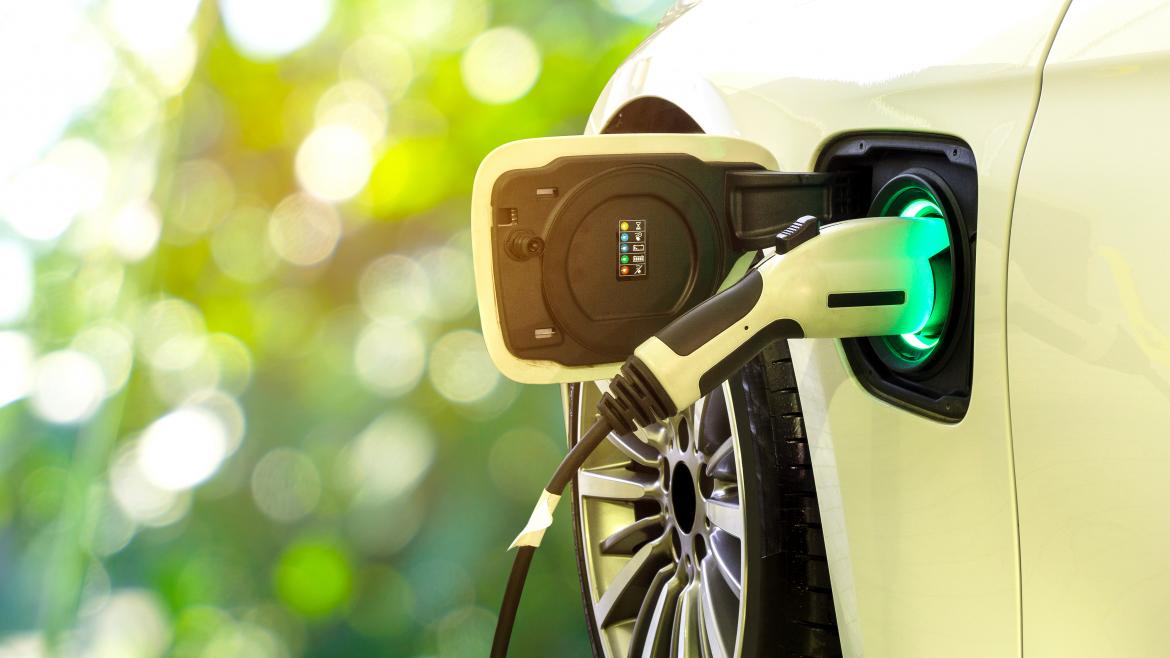 La Comunidad de Madrid amplía en más de 28 millones de euros las ayudas a la movilidad eléctrica