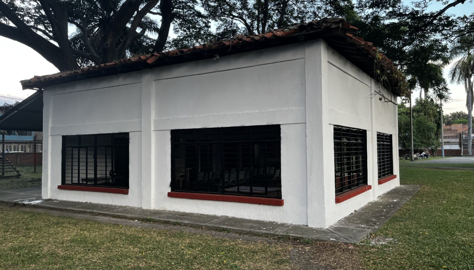 Así van los avances de la remodelación del Tertuliadero del barrio La Emilia ¡conoce más aquí! -