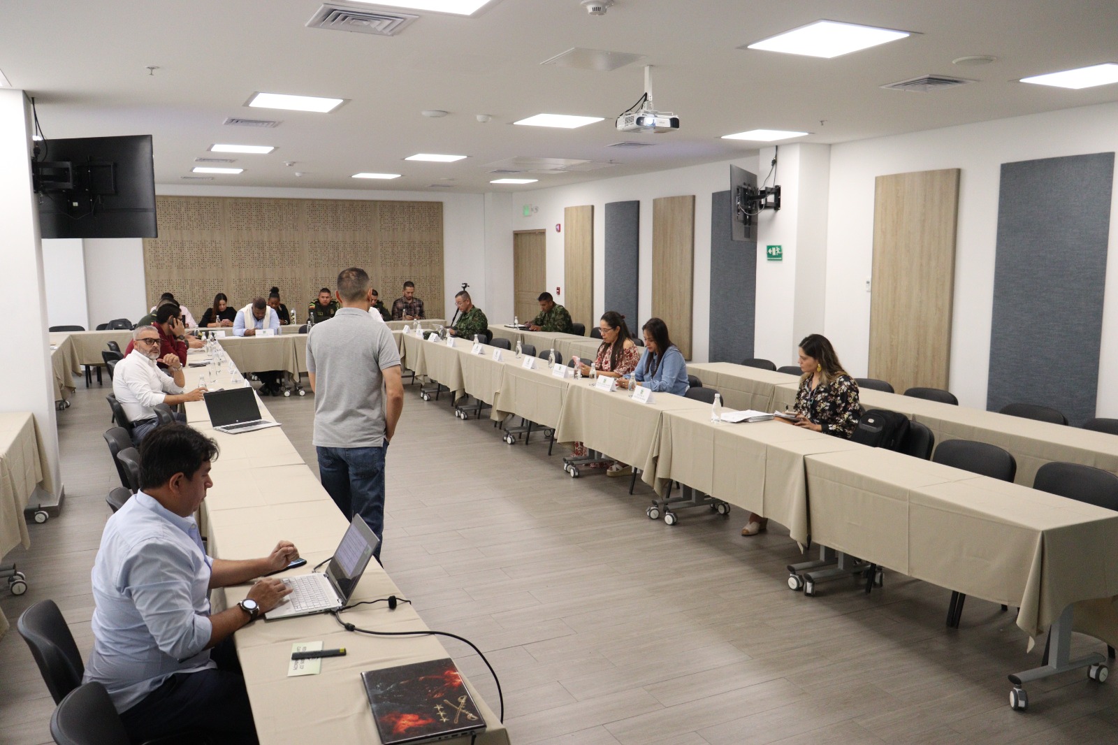 Desarrollamos con éxito el Encuentro de Alcaldes Municipales por la Seguridad Ciudadana en Palmira -