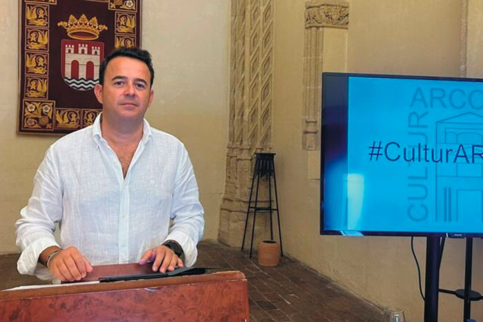 El delegado de Cultura presenta las actividades culturales de las próximas semanas