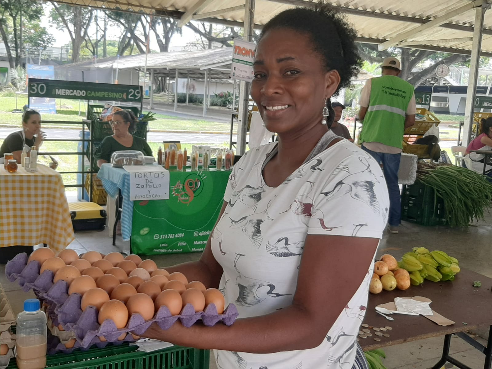 Los sabores más frescos del campo llegaron nuevamente con el exitoso Mercado Campesino -