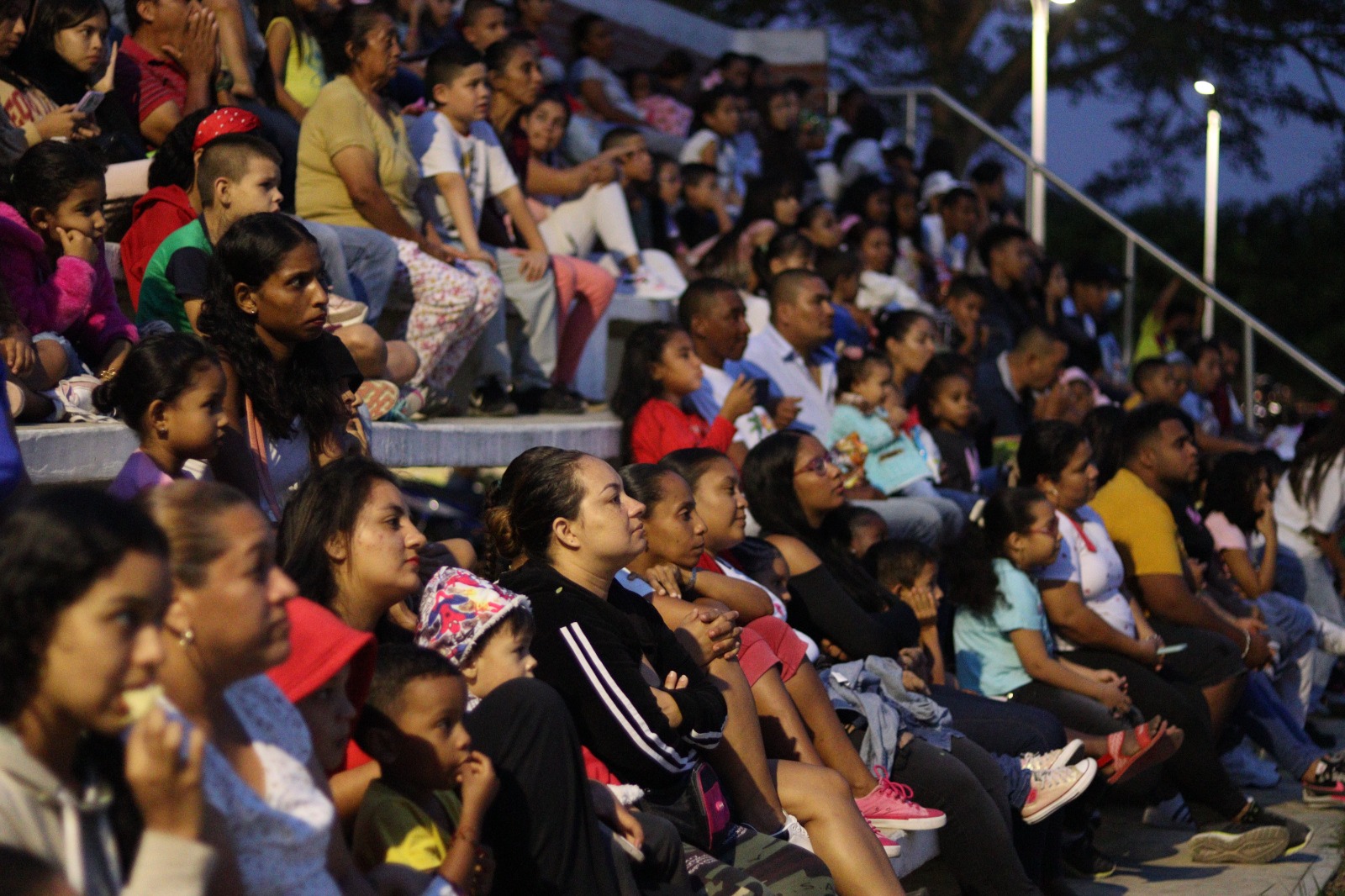 ¡Masiva participación! Una nueva jornada de ‘Cine al Barrio’ se vivió en La Torre, Rozo -