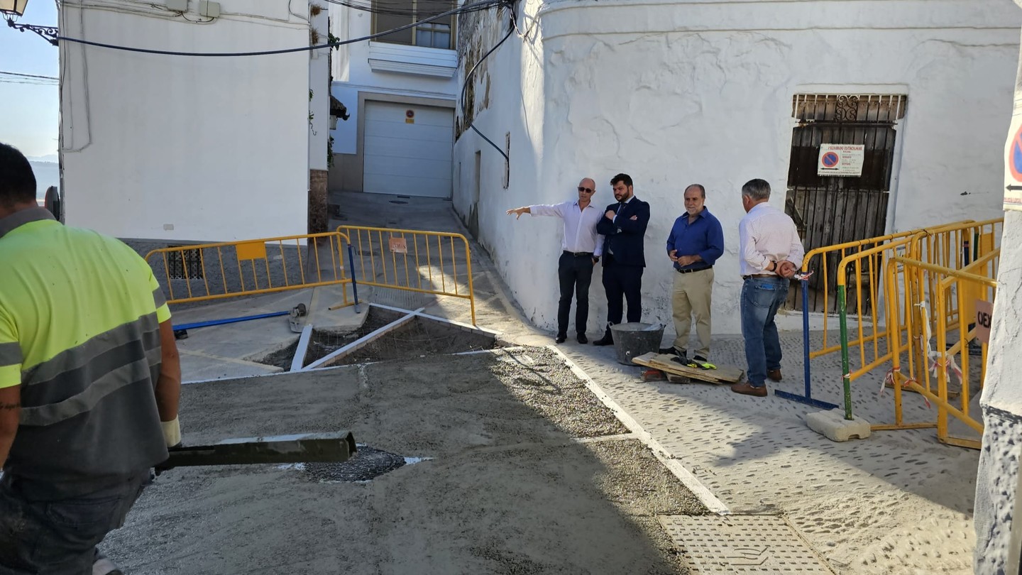 El viernes se reabre al tráfico la calle Alhóndiga