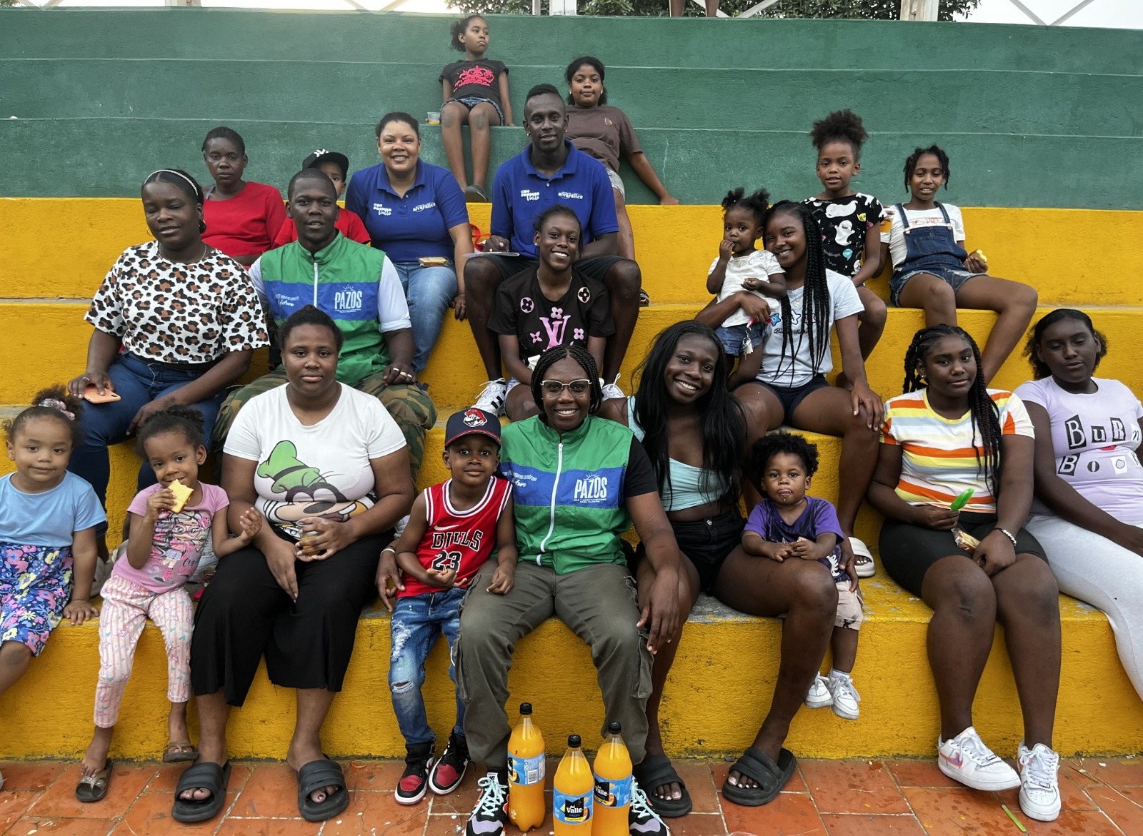 Festival de cometas, Cine al Barrio y una gran olla comunitaria son algunas de las actividades que llevamos con Pazos al barrio Loreto -