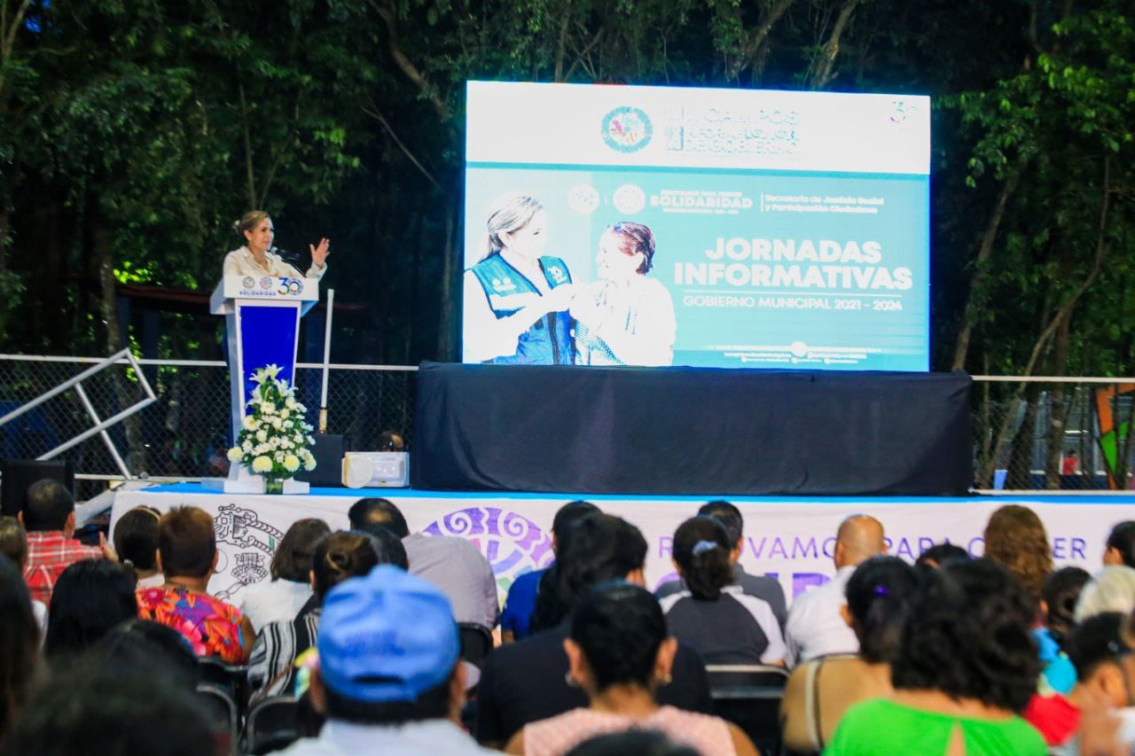 Lili Campos inicia las “Jornadas Informativas” – H. Ayuntamiento de Solidaridad