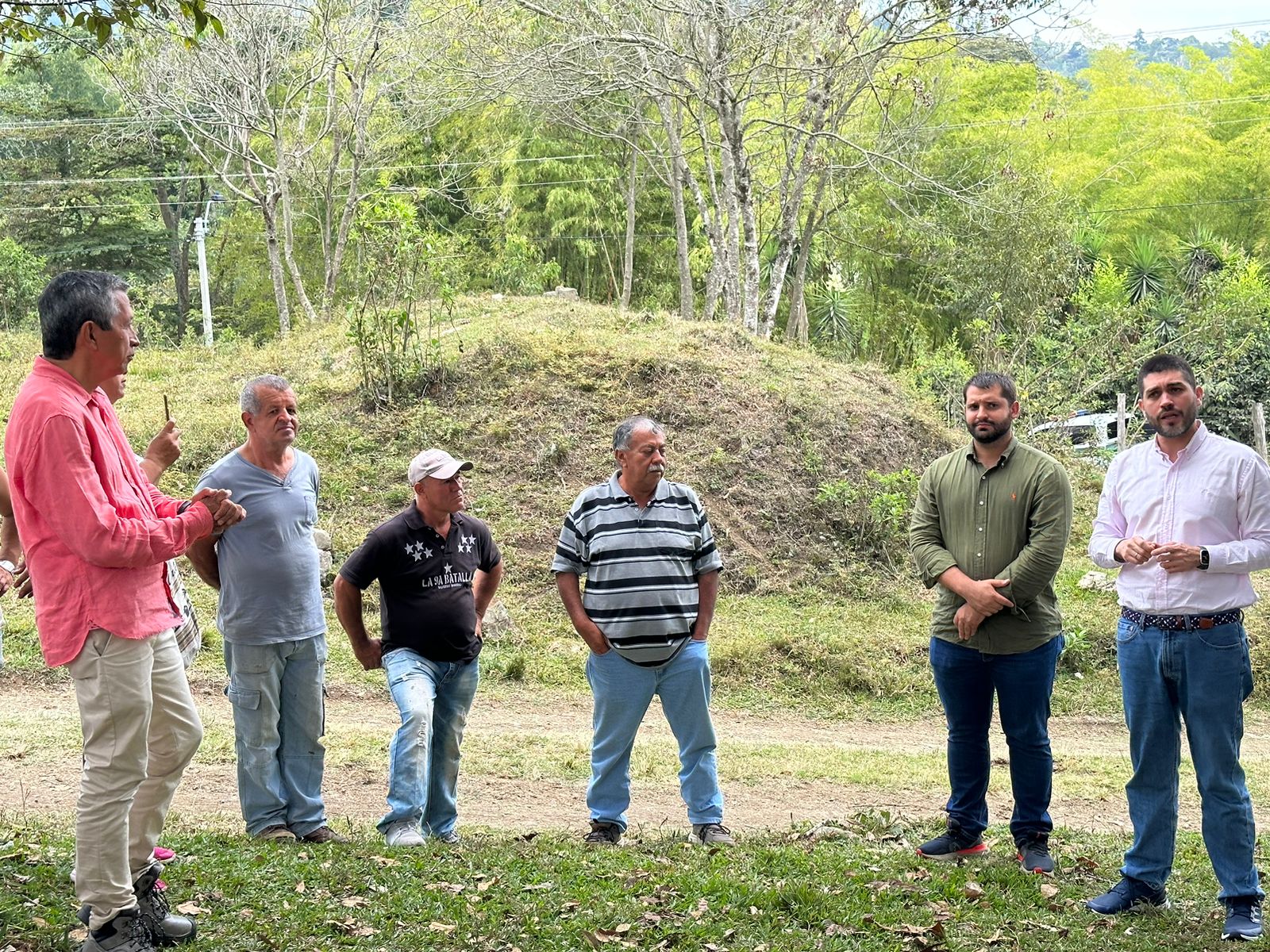 Pavimentaremos más de 530 metros de vía en el corregimiento de Calucé -