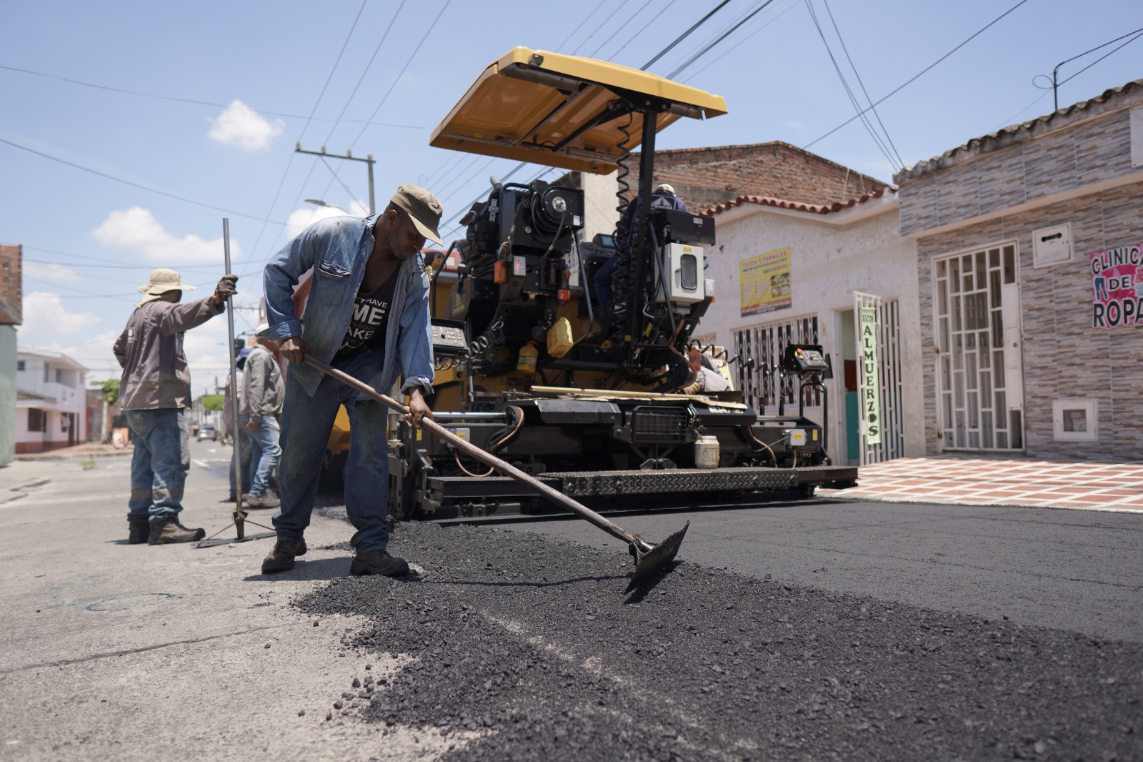 ¡Llevamos más de 60.000 m2 de vías intervenidos con el Plan Bacheo! -