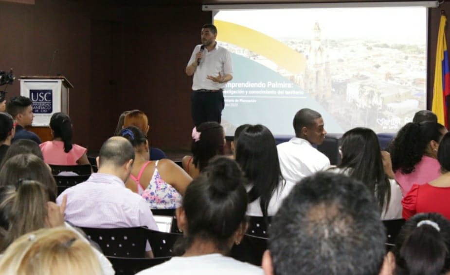 ¡Realizamos Foro Académico Territorial junto a la Universidad Santiago de Cali! -