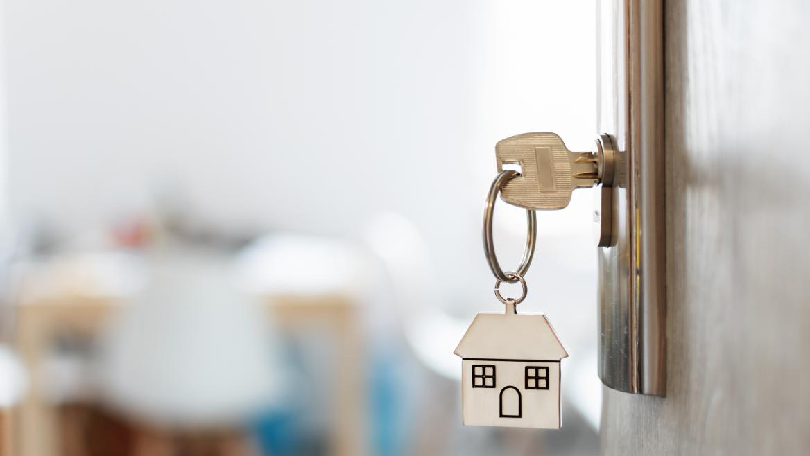 La Comunidad de Madrid comenzará a construir el próximo año más de 1.500 viviendas para familias vulnerables