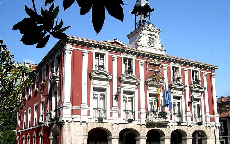 Mieres convoca 27 plazas a través del Plan de Empleo y 10 a través de los contratos formativos para adquirir la práctica profesional