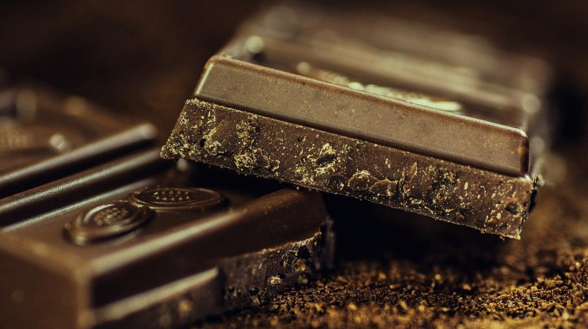 La Comunidad de Madrid, reconocida con un Goya de chocolate por su apoyo a la industria agroalimentaria y al sector del dulce