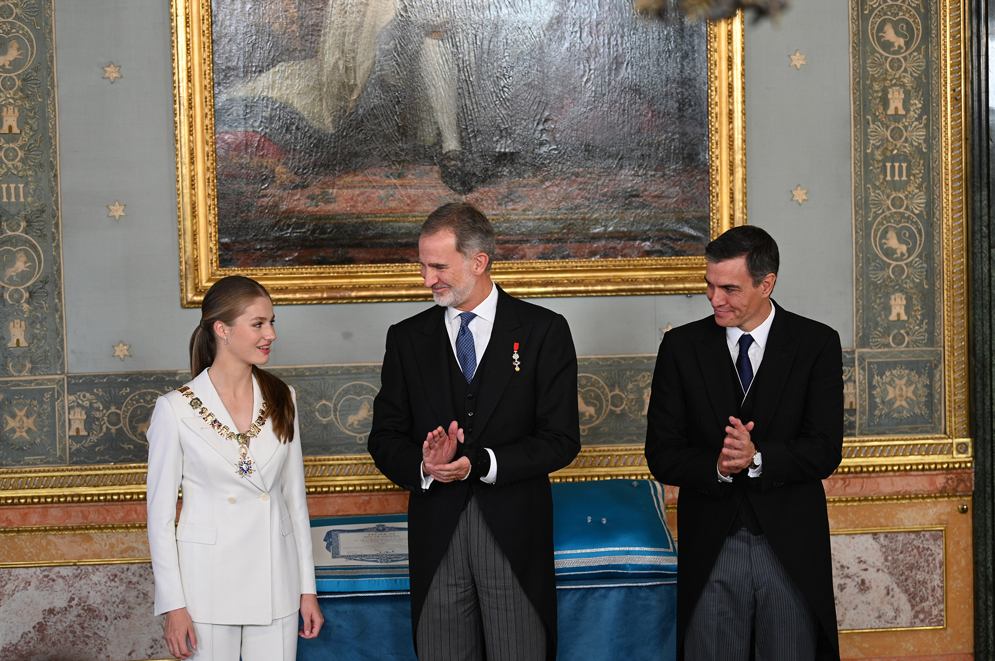 ​Pedro Sánchez asiste a la imposición del Collar de la Real Orden Española de Carlos III a la princesa de Asturias