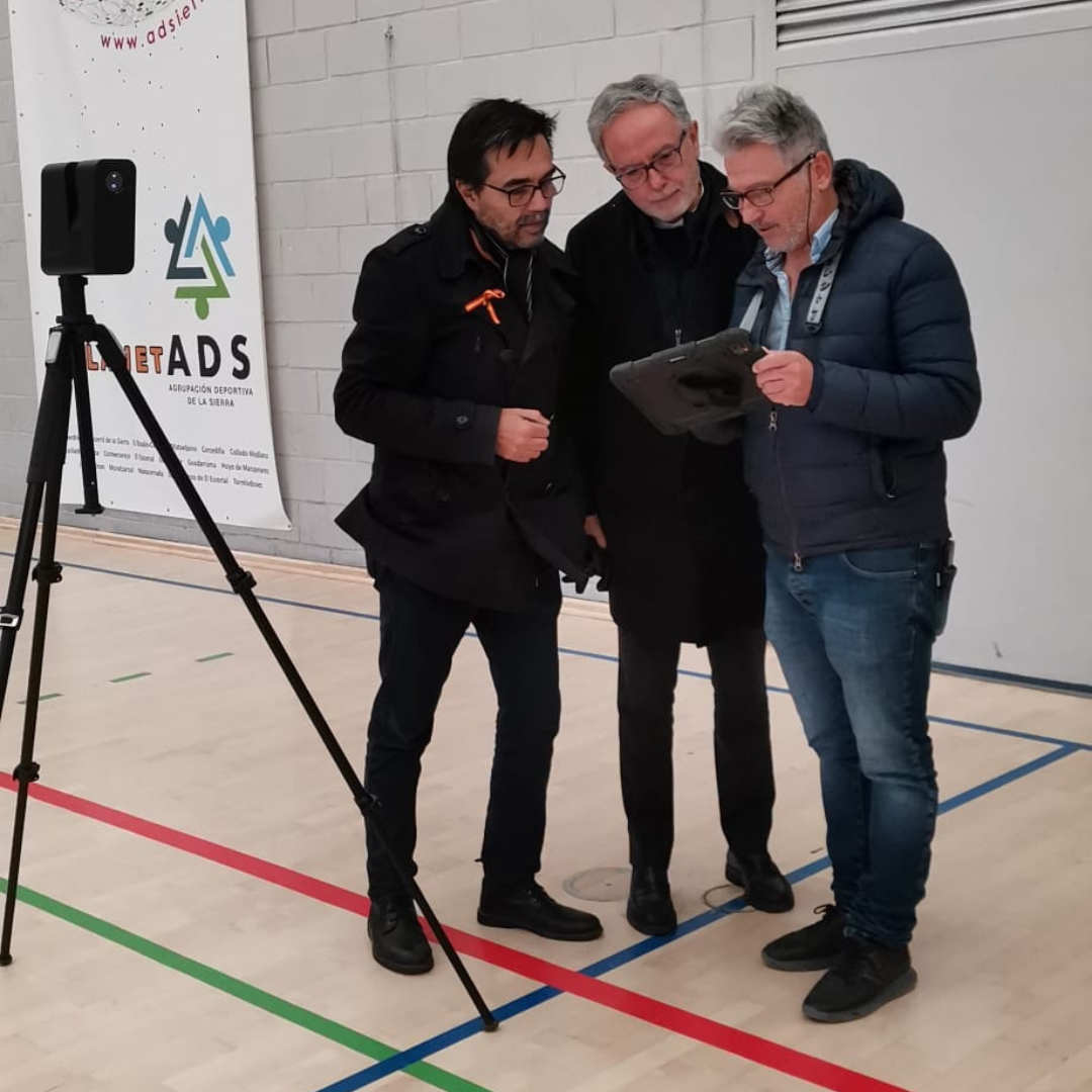 Comienzan los trabajos previos para la rehabilitación energética del Polideportivo municipal de Torrelodones
